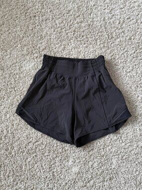 Lululemon Hotty Hot Short High-Rise Long 4" Black Size 2